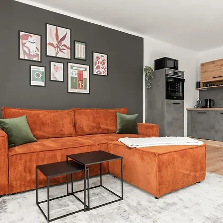 Daire Junes - Neu Mit Balkon, Grill, Ps5, Bikekeller *