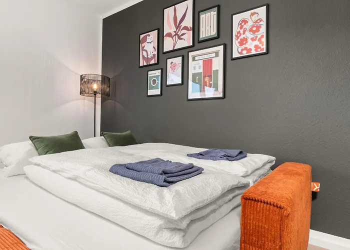 Daire Junes - Neu Mit Balkon, Grill, Ps5, Bikekeller *